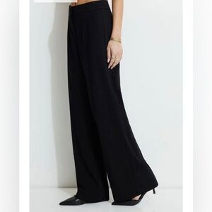 Dynamite Yasmin Straight Leg Pants Size 00P, Black, High-waisted